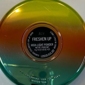MAC Cosmetics Makeup - Wash & Dry MAC Makeup MAC Cosmetics Makeup - Wash & Dry MAC Makeup